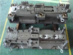 五金彈片模具下機注意事項與塑膠制品生產規(guī)范